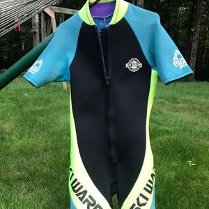 shorty wet suit